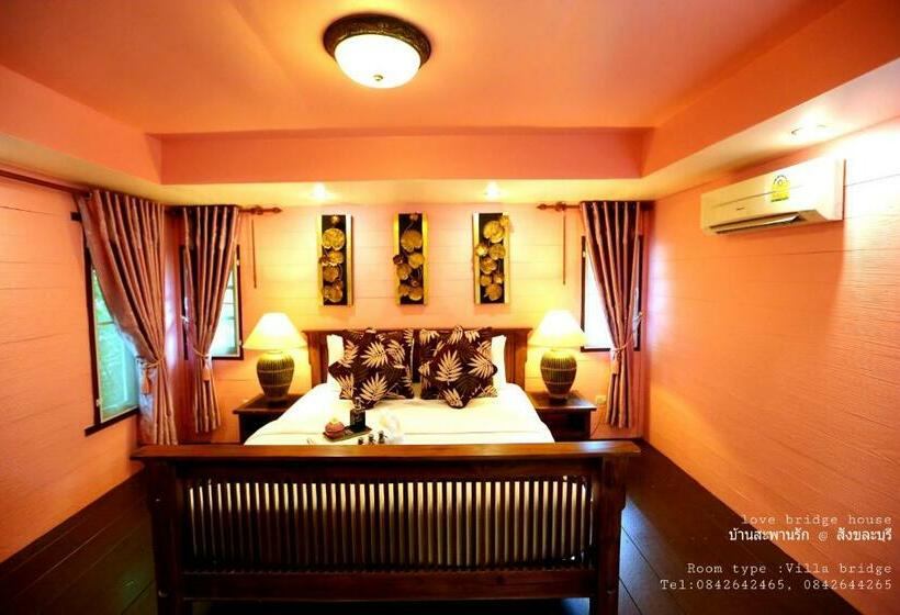 Вилла 3 Спальни, Love Bridge House บ้านสะพานรัก