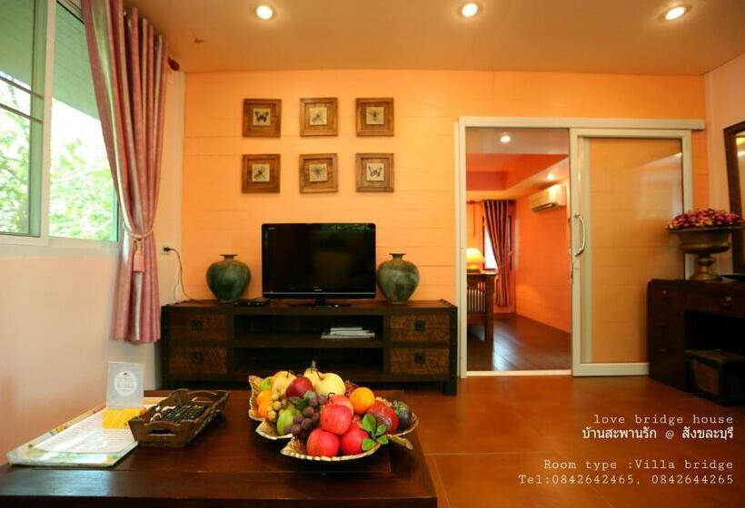 Вилла 3 Спальни, Love Bridge House บ้านสะพานรัก