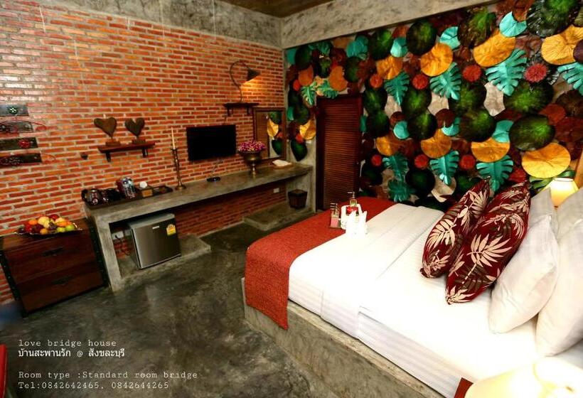 Номер Стандарт Вид на Реку, Love Bridge House บ้านสะพานรัก