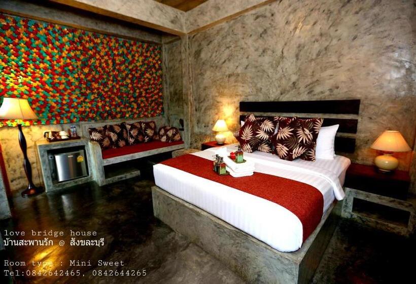Полулюкс с Видом, Love Bridge House บ้านสะพานรัก