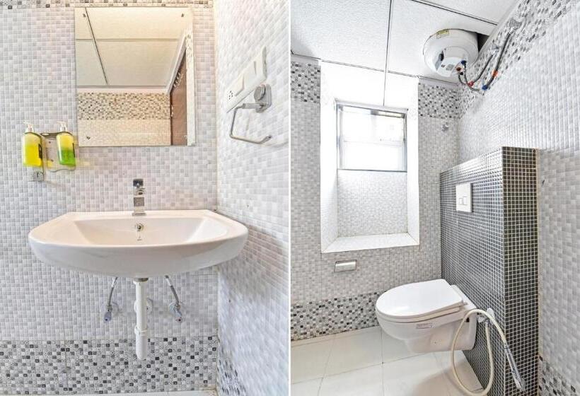 Трехместный Номер Классика, O Townhouse