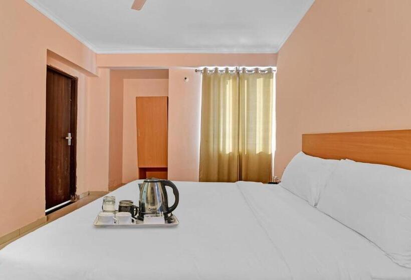 Трехместный Номер Классика, O Townhouse
