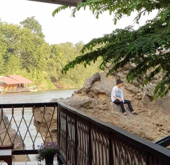 디럭스 룸, Rimwang The River Life