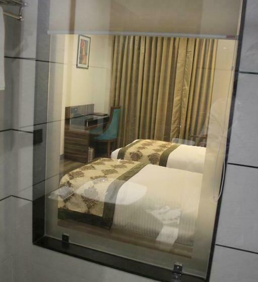 Quarto Deluxe, Spree Hotel Jaipur