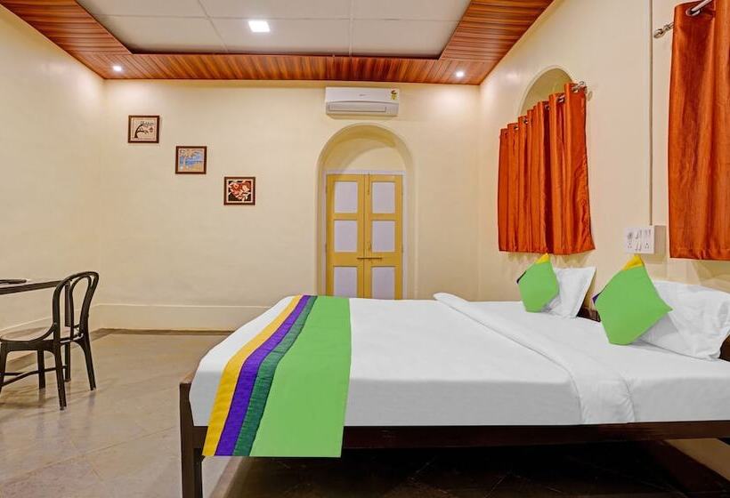 디럭스 룸, Treebo Cecil Resort, 600 Mtrs From Matheran Railway Station