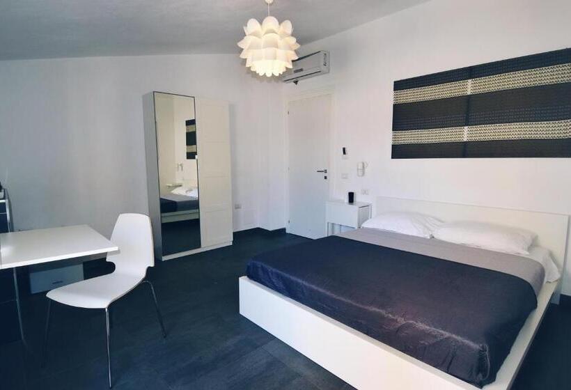 Номер Стандарт Вид на Море с Балконом, Accomodation Libertino