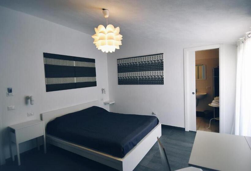 Номер Стандарт Вид на Море с Балконом, Accomodation Libertino
