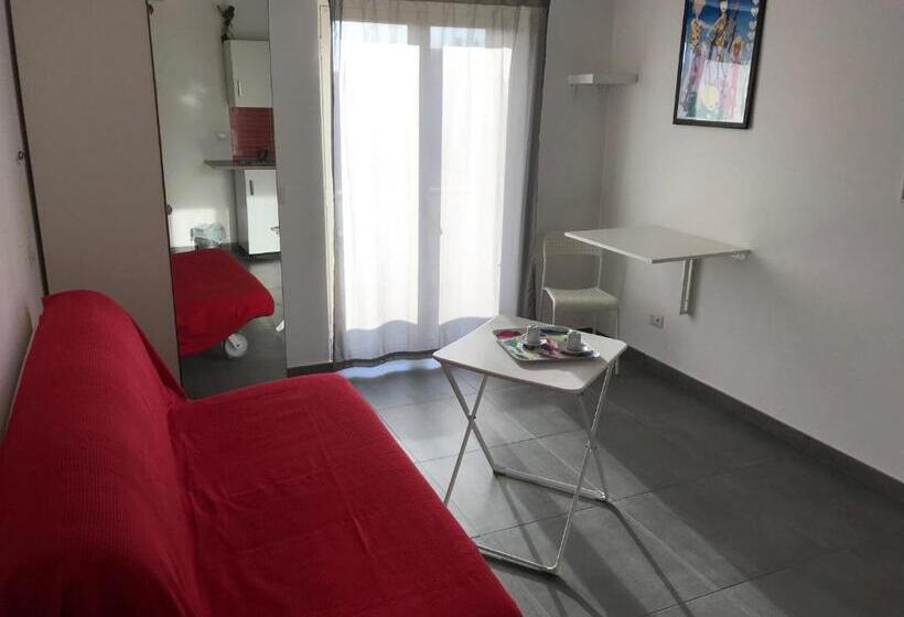 Апартаменты 2 Спальни с Балконом, Accomodation Libertino