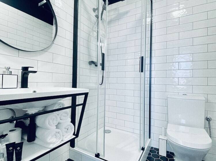 اتاق لوکس, Pension Mono   Adults Only