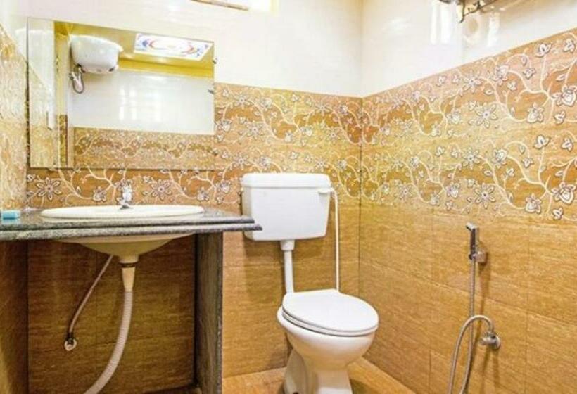 Номер Deluxe, Fabhotel Amaltas