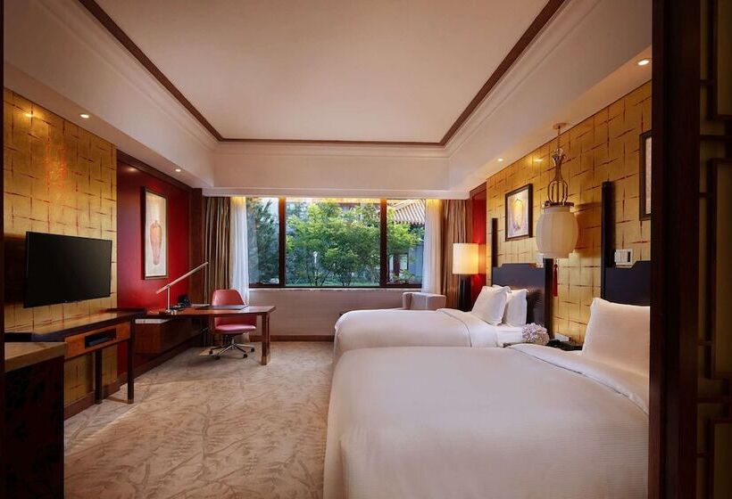 اتاق اجرایی, Hilton Tianjin Eco City