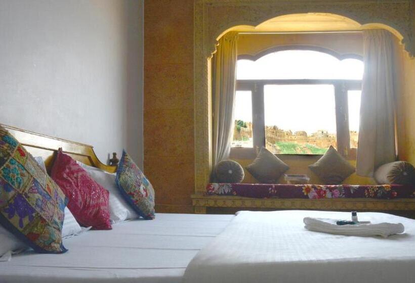 Номер Deluxe с Балконом, Wonbin Safari Jaisalmer