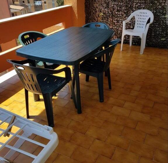 スタンダードルーム, Guest House Tra Rocce E Mare
