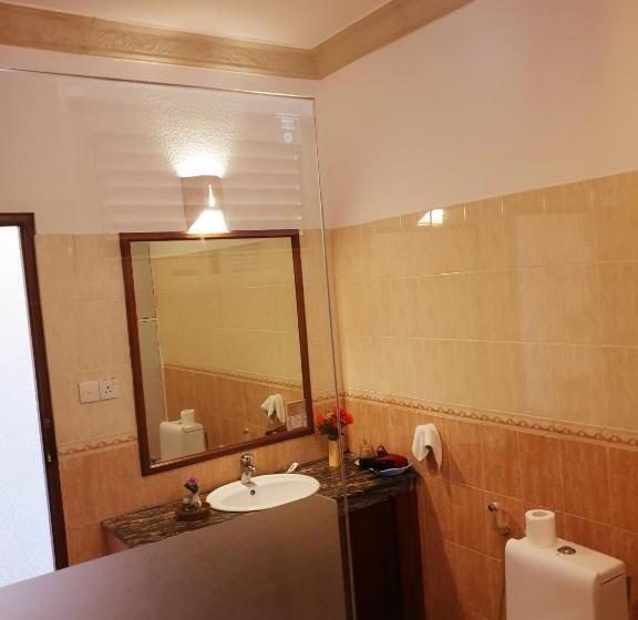 Quarto Superior, Oasey Ayurveda