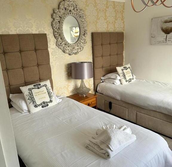 Номер Стандарт, The Swan Inn Salisbury