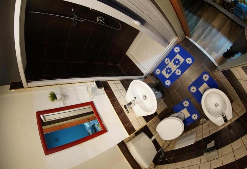 Номер Стандарт, B&b Ciro