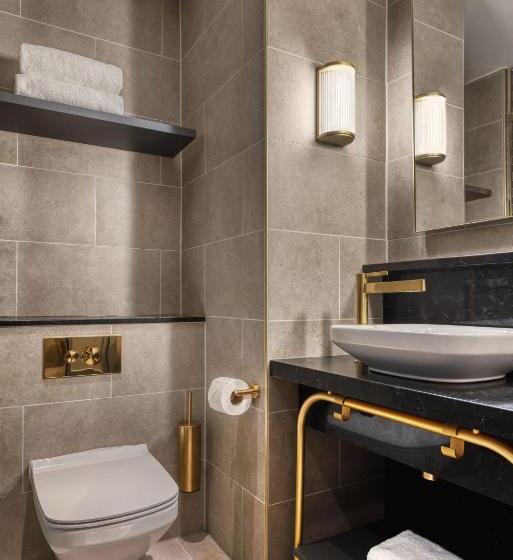 Quarto Estandar, Amano Covent Garden