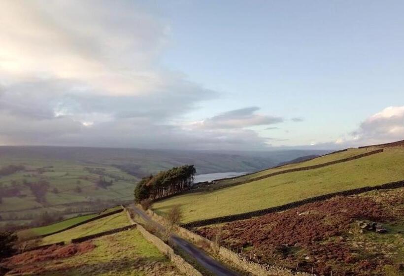 Casa 2 Quartos, Hilltop Snug Cosy Family Home In Bustling Town Of Pateley Bridge In The Yorkshire Dales   Book The C