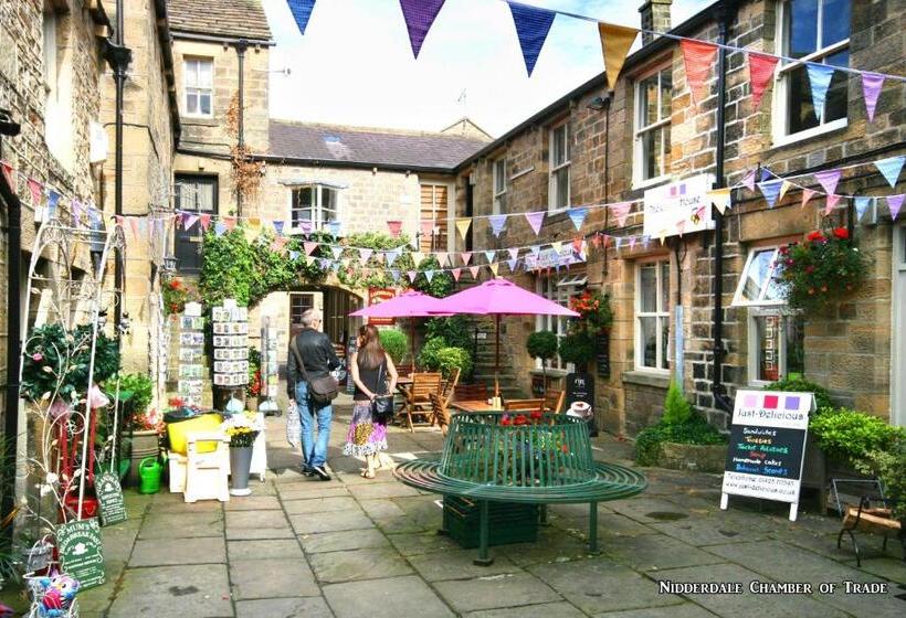 Casa 4 Quartos, Hilltop Snug Cosy Family Home In Bustling Town Of Pateley Bridge In The Yorkshire Dales   Book The C