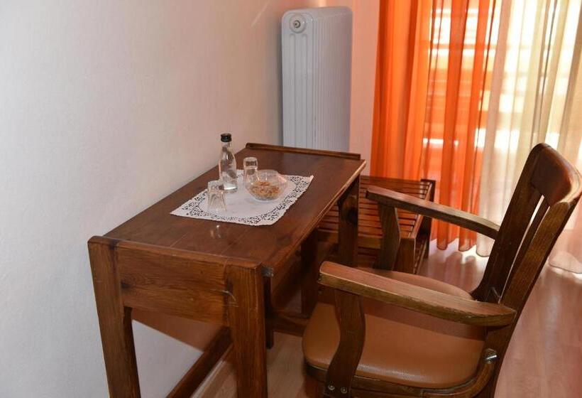 Habitació Estàndard amb Balconada, 40 Platania
