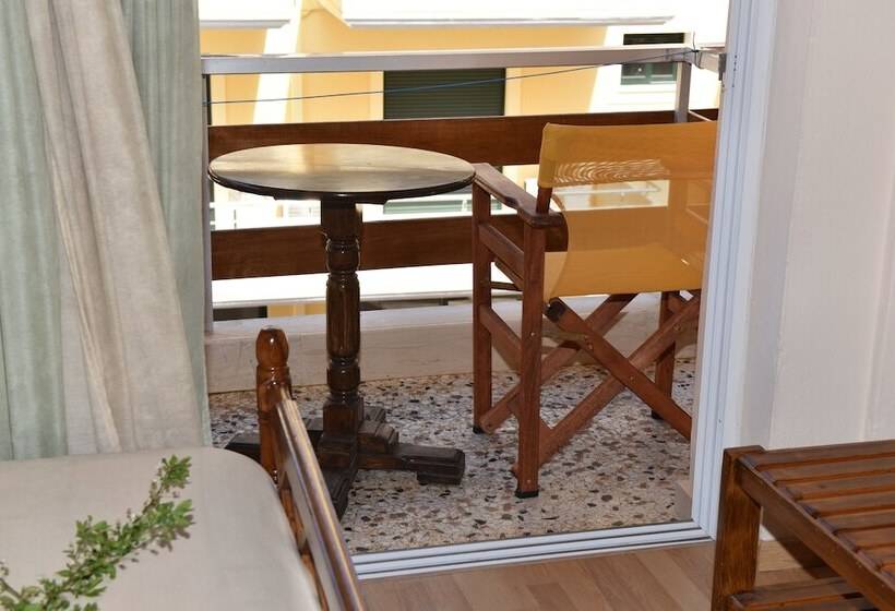 Habitación Estàndard Individual, 40 Platania