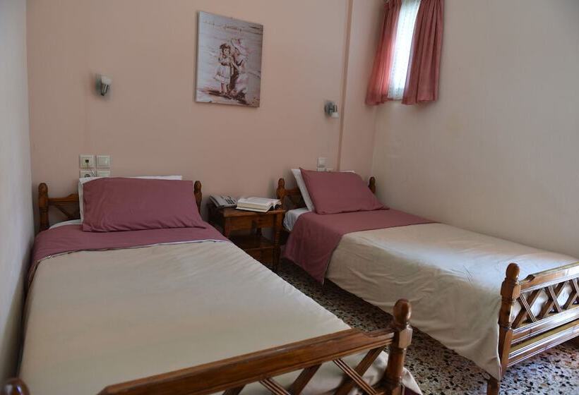 Habitación Estàndard Individual, 40 Platania