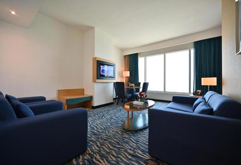 سوییت لوکس, Harbour Suites