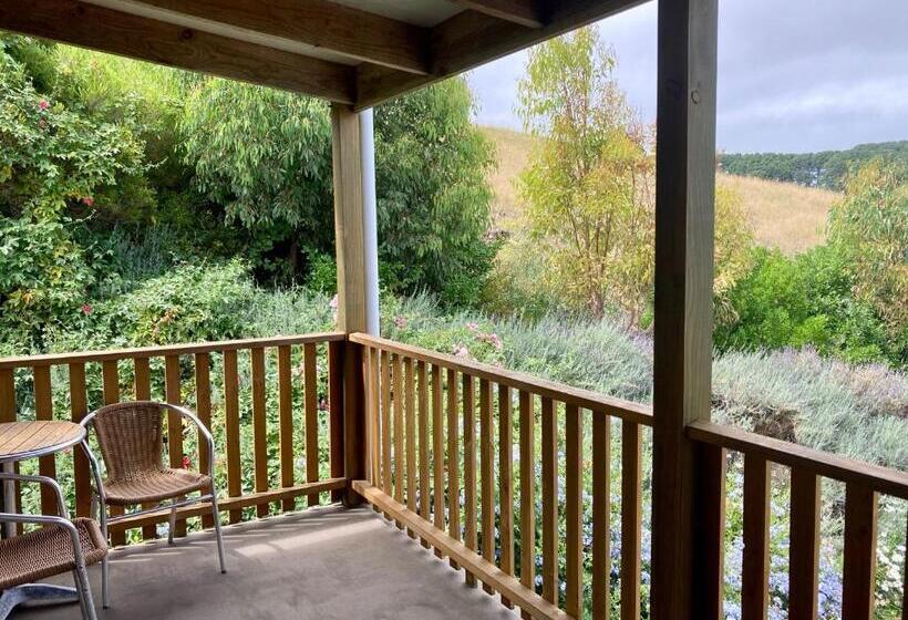 带按摩浴盆的套房, Daysy Hill Country Cottages