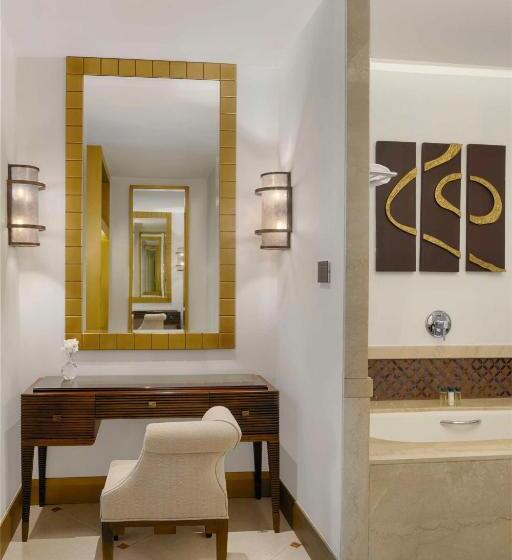 Habitación Deluxe Vista Piscina, Marsa Malaz Kempinski, The Pearl