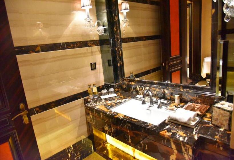 Номер Executive, Narcissus Riyadh Hotel & Spa