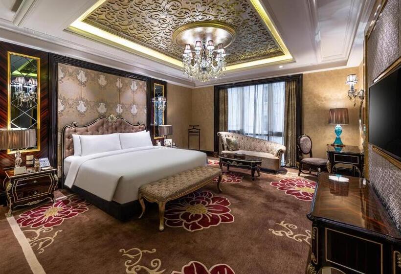 Президентский Люкс, Narcissus Riyadh Hotel & Spa