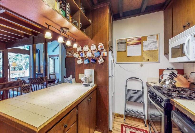 آپارتمان 2 خوابه, Squaw Valley Views Condo #15