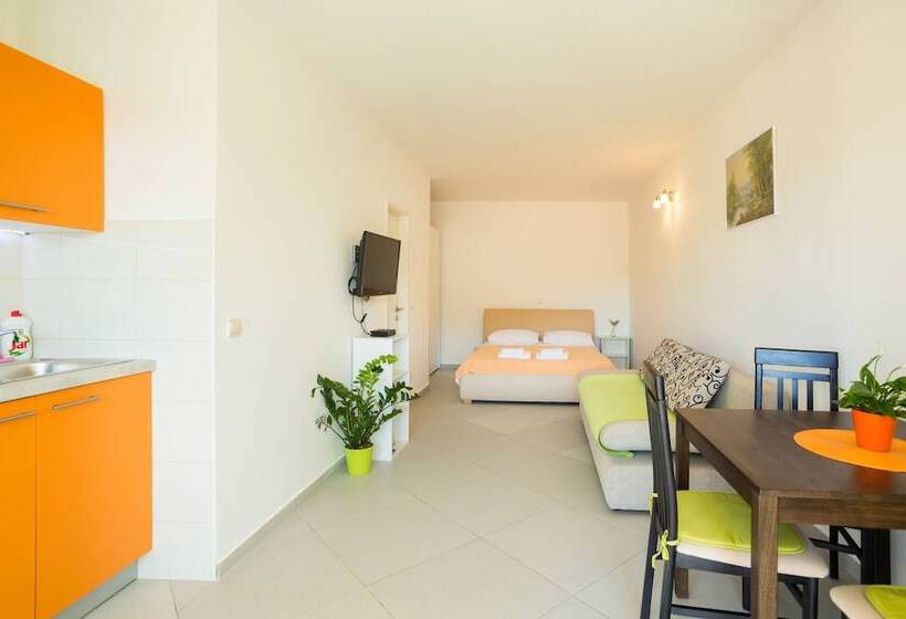 Estúdio standard com Terraço, Apartments Mandy