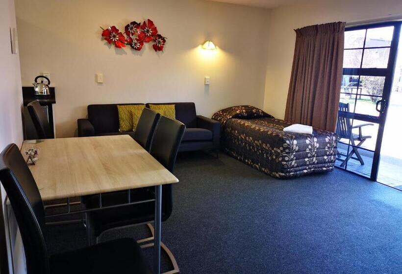 침실 2개 아파트, Aston Court Motel