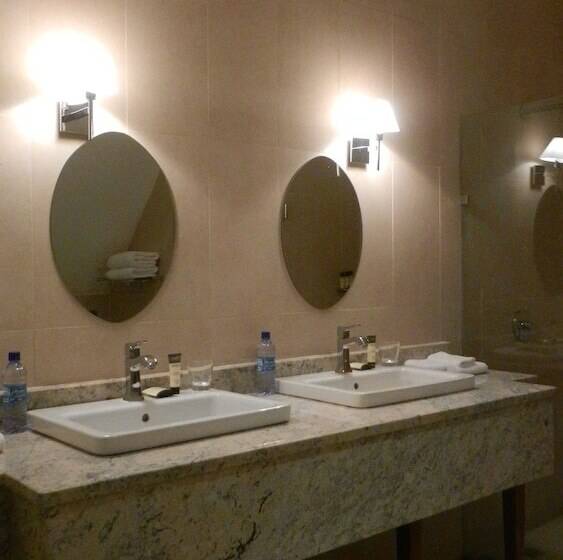 سوییت اجرایی, Amor Hotels Abuja