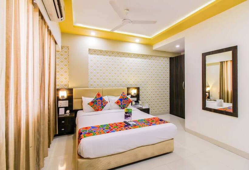 Номер Deluxe, Fabhotel Galaxy Comforts Andheri East