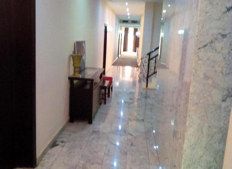 سوئیت پرزیدنت, Amor Hotels Abuja