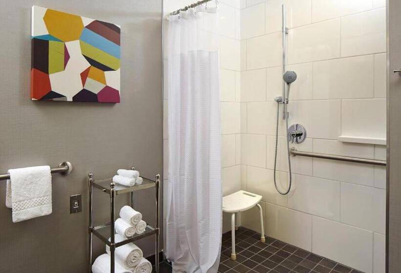 Standard Room Superior Floor, Courtyard by Marriott Sunnyvale Silicon Valley
