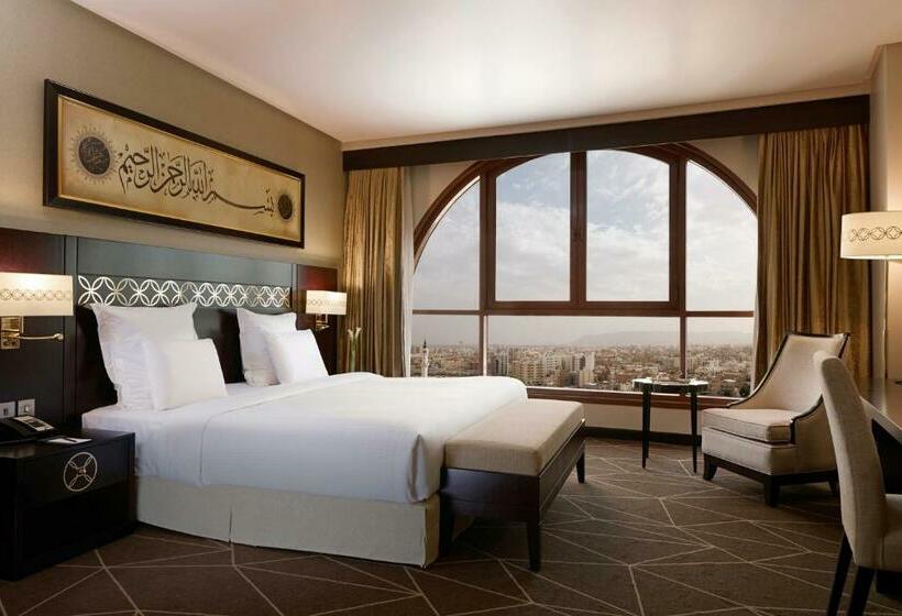 Номер Superior Вид на Город, Pullman Zamzam Madina