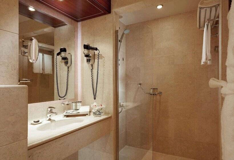 Номер Superior Вид на Город, Pullman Zamzam Madina