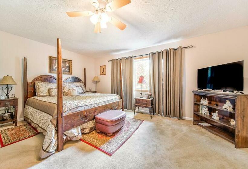 침실 3개 아파트, Cool River Condo I