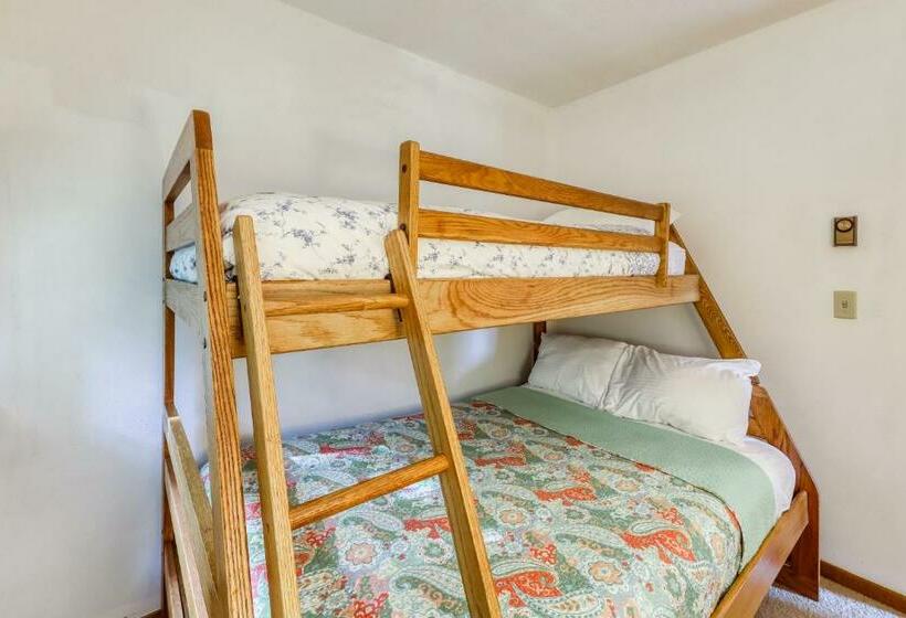 침실 3개 아파트, Grand Hollow Townhome