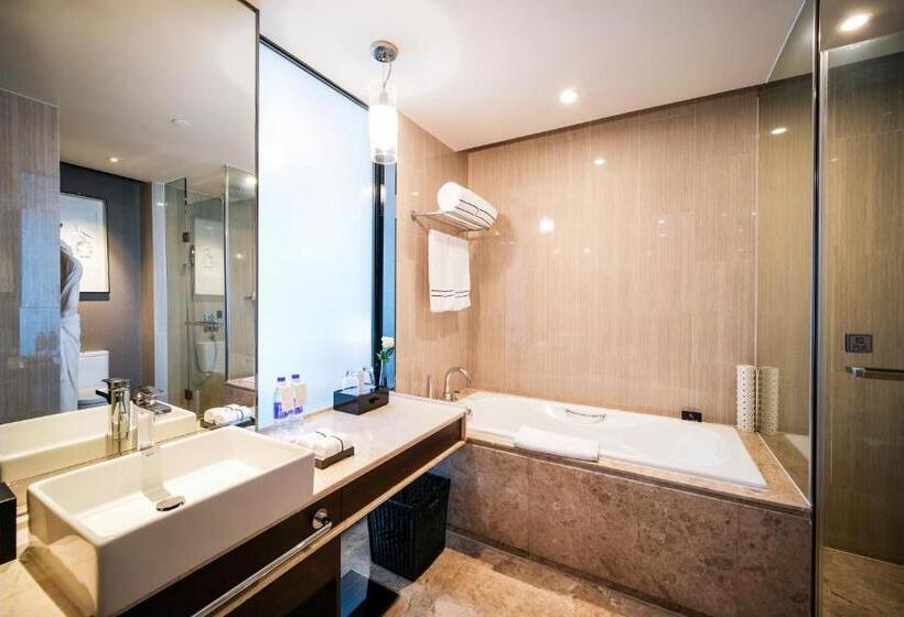 Номер Премиум, Melia Jinan