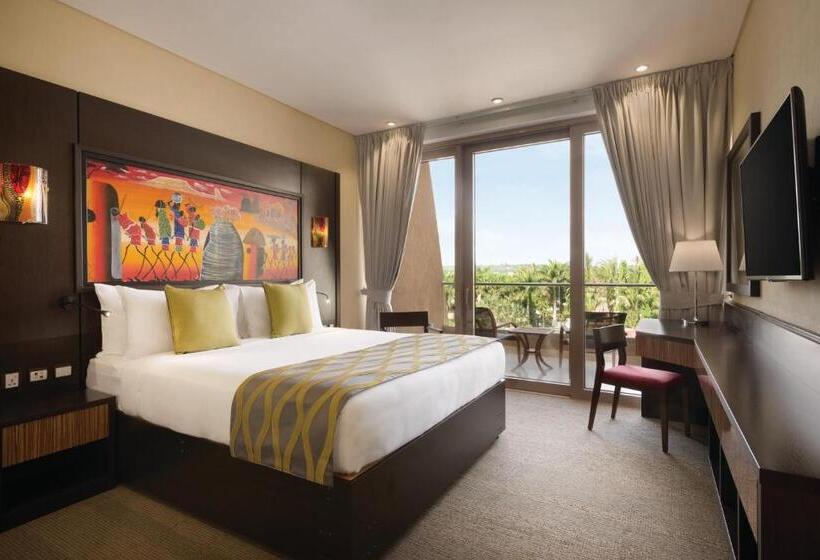 اتاق سوپریور با تخت بزرگ, Ramada Resort By Wyndham Dar Es Salaam