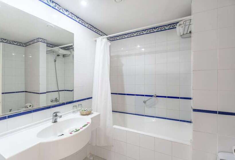 Семейный Номер, Venice Beach  Families And Couples Only