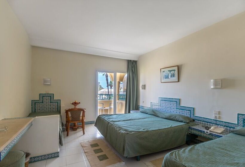 Семейный Номер, Venice Beach  Families And Couples Only