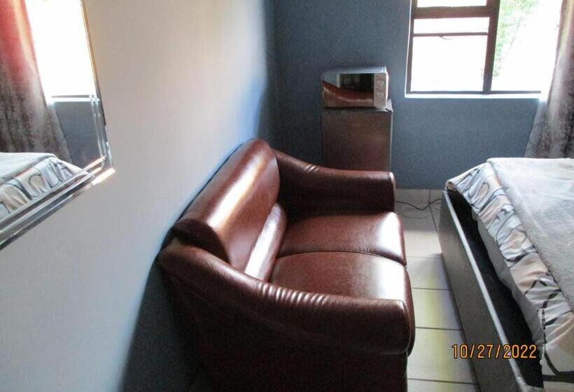 اتاق استاندارد یک نفره, Ps Good Time Guest House
