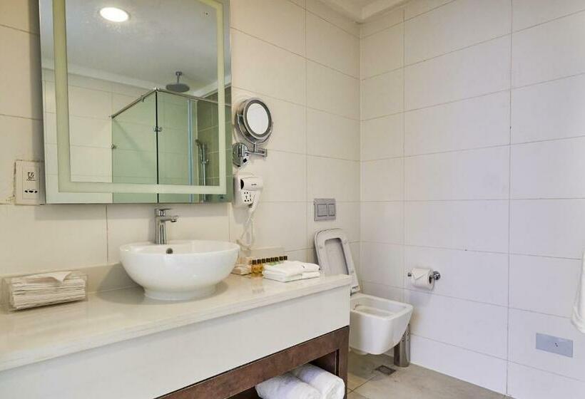 اتاق لوکس, Monty Suites Lekki