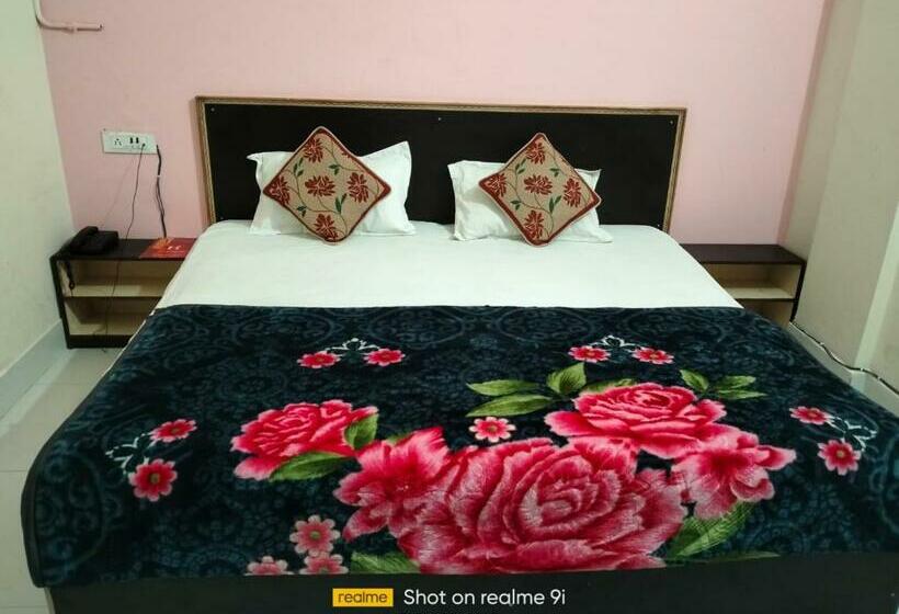اتاق لوکس, Indraprastha By Wb Inn