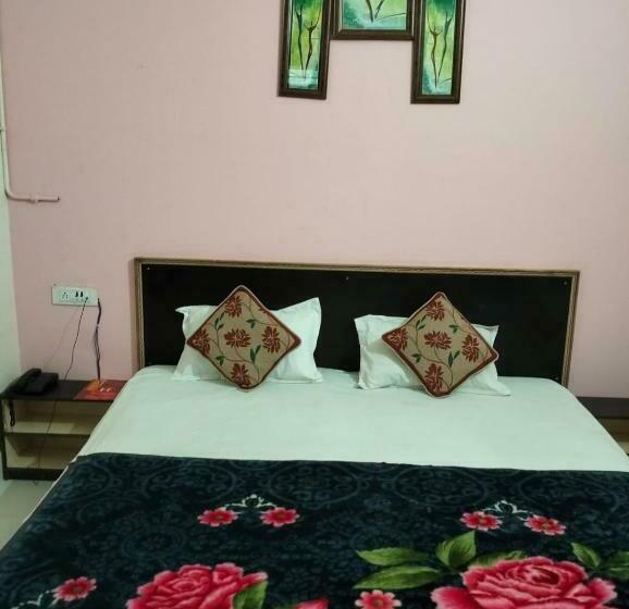اتاق لوکس, Indraprastha By Wb Inn